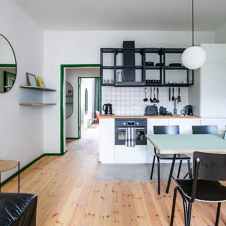 Flattering - Berlin Aparthotel